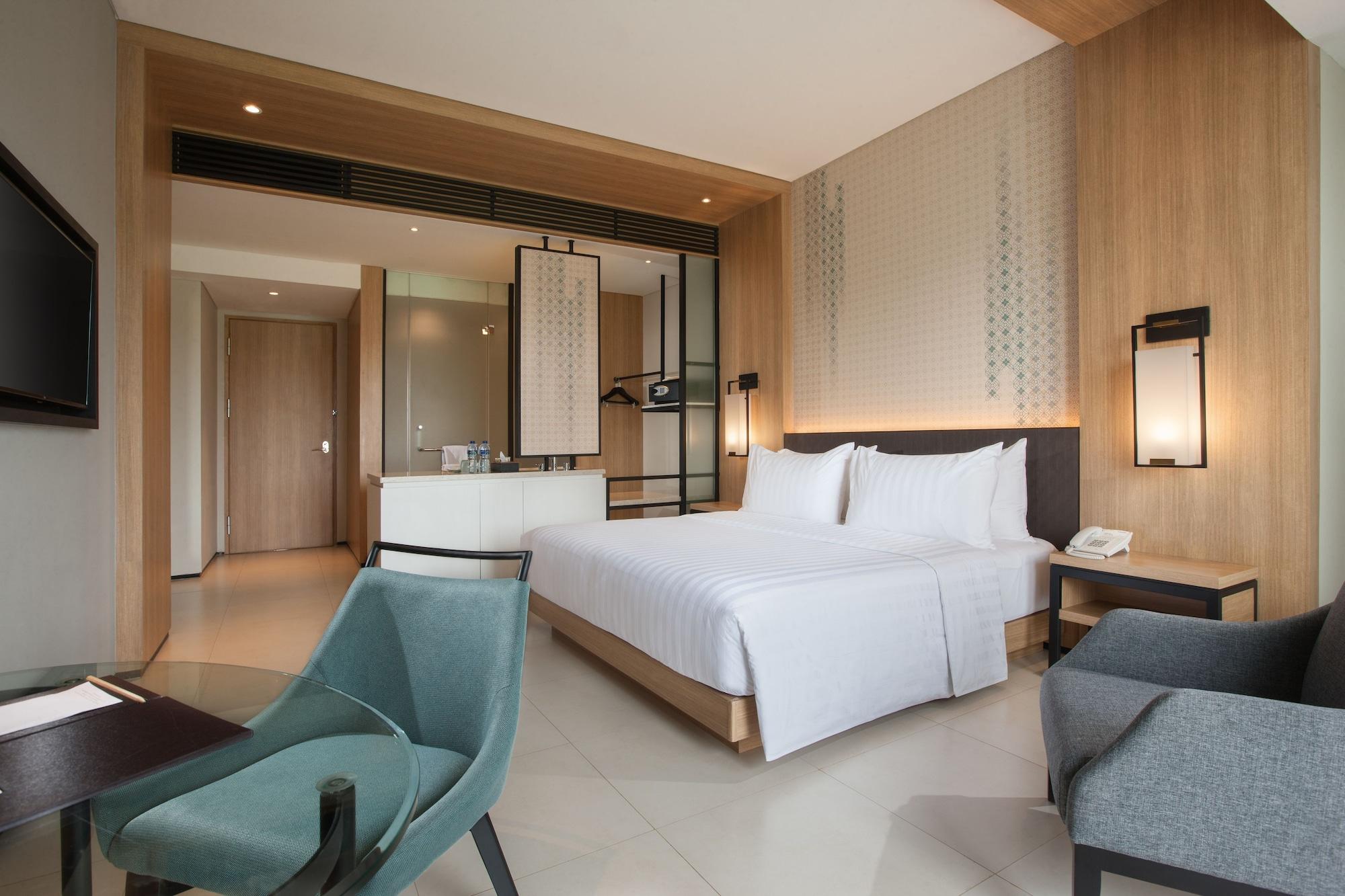 Hotel Santika Premiere Bandara Palembang Exterior photo